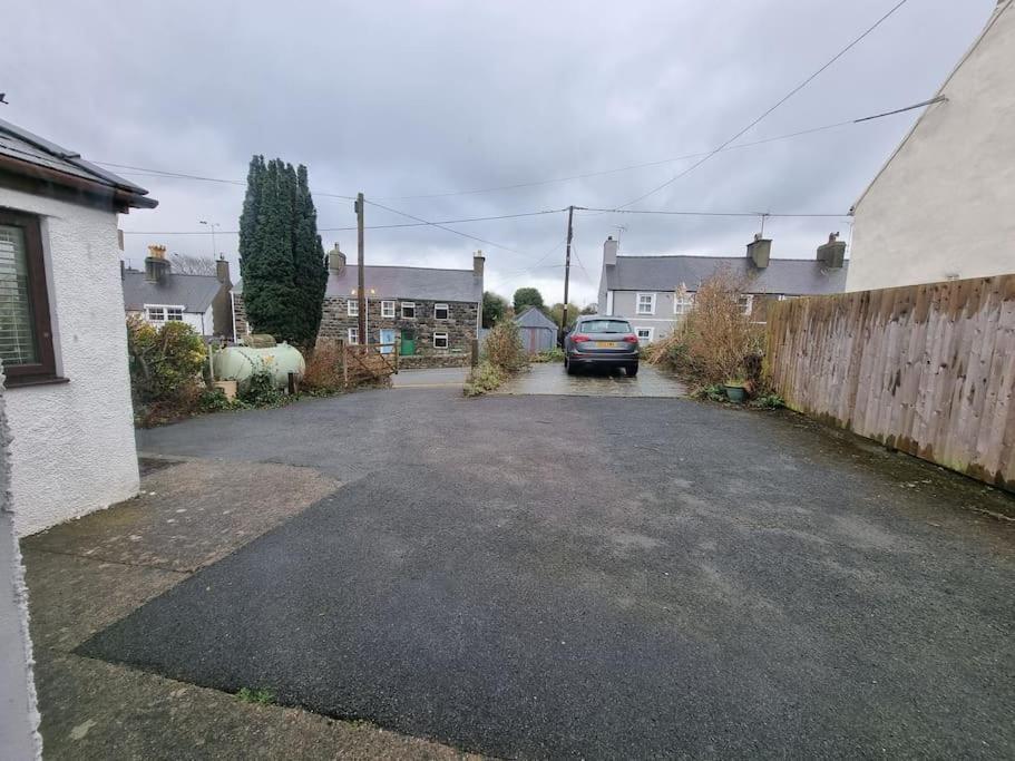 Yr Hen Efail Villa Ederyn Buitenkant foto