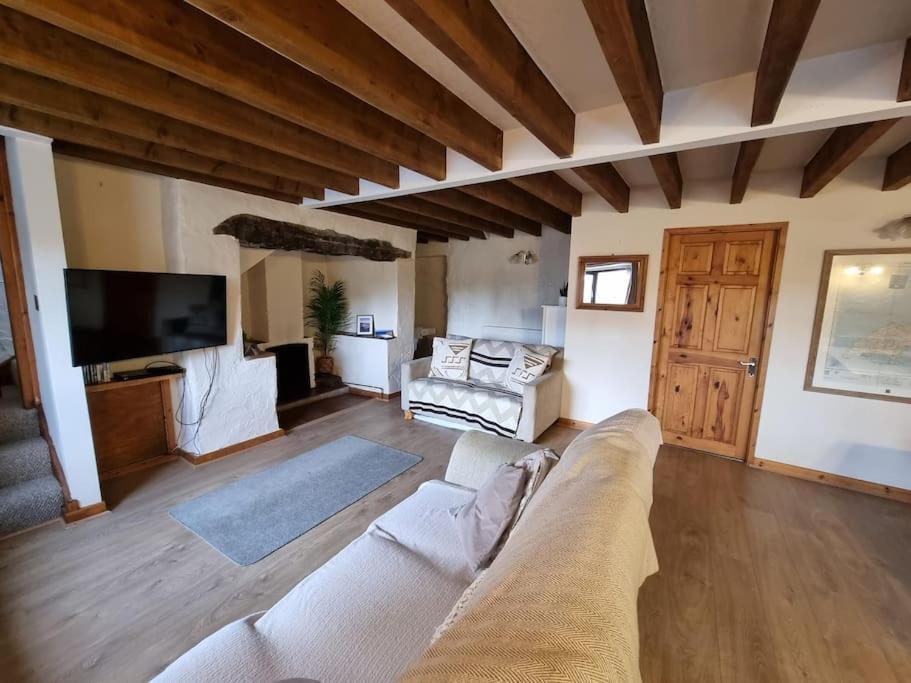 Yr Hen Efail Villa Ederyn Buitenkant foto